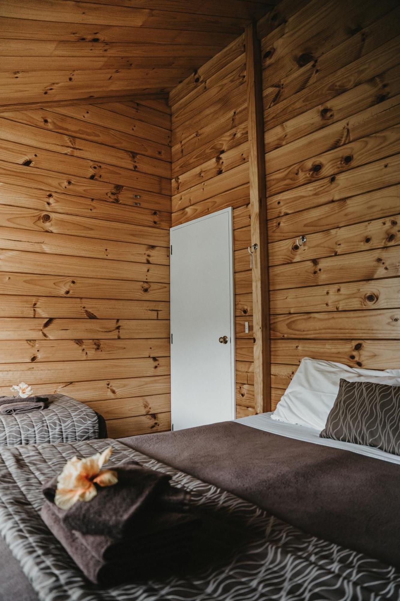 Hostel Tatahi Cove Back Packer Hahei Zewnętrze zdjęcie