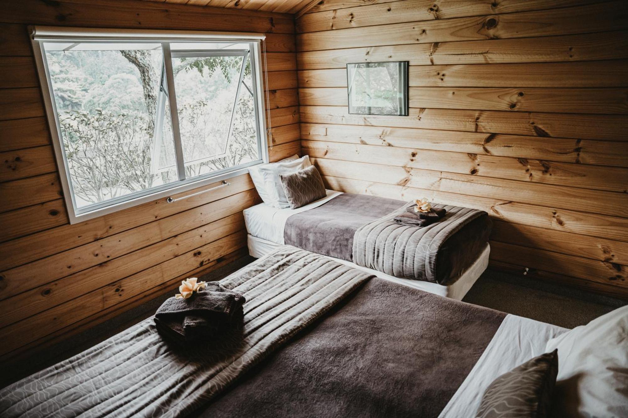 Hostel Tatahi Cove Back Packer Hahei Zewnętrze zdjęcie
