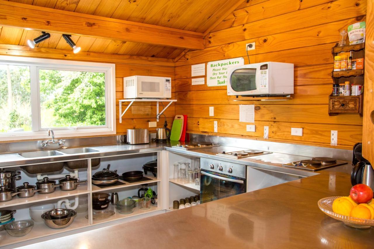 Hostel Tatahi Cove Back Packer Hahei Zewnętrze zdjęcie